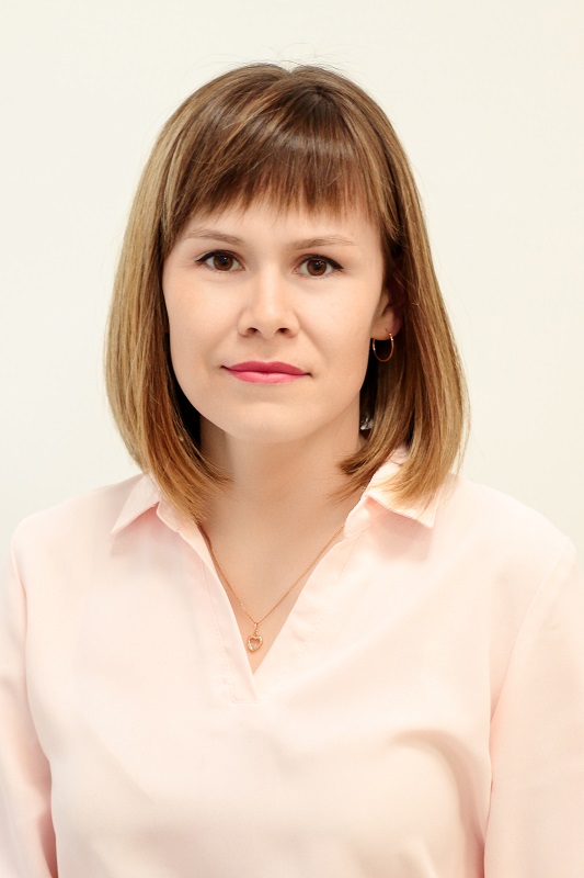 Антропова Елена Николаевна.